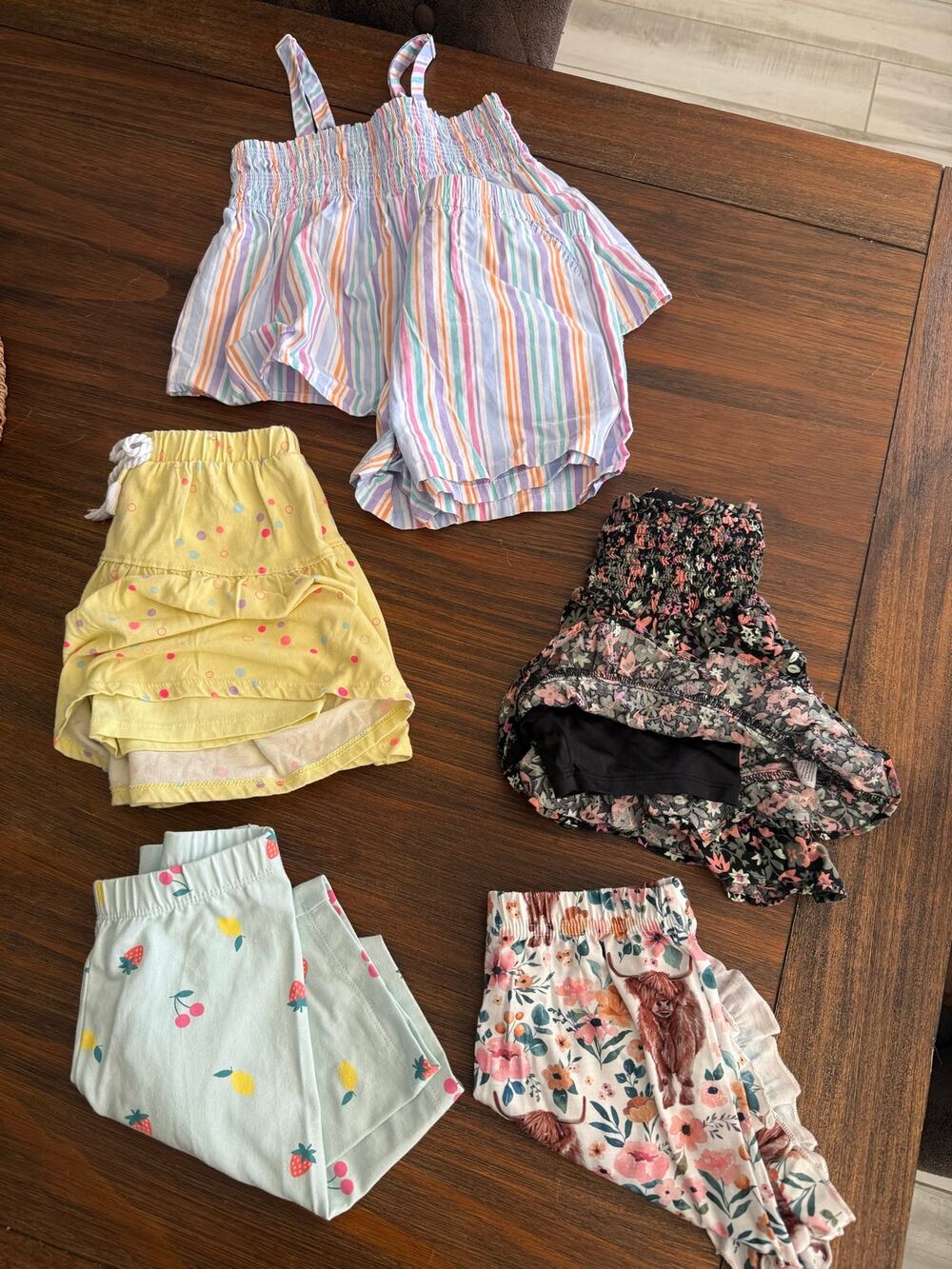 Girls Size 6 Clothing Lot 2 Shorts 2 Skirts 1 Top Shorts Top Floral Striped 5 Pc